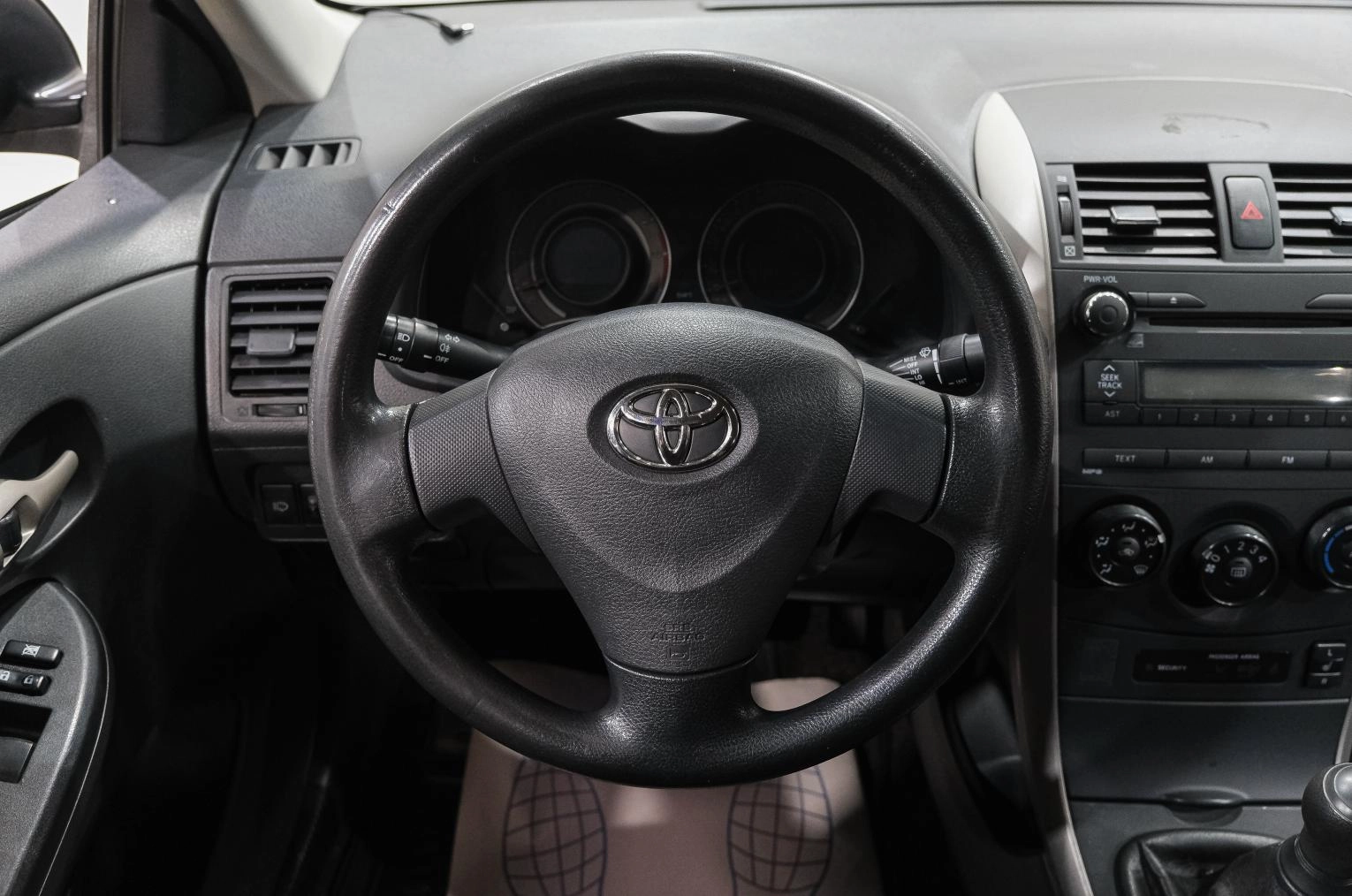 Toyota Corolla 19 из 28