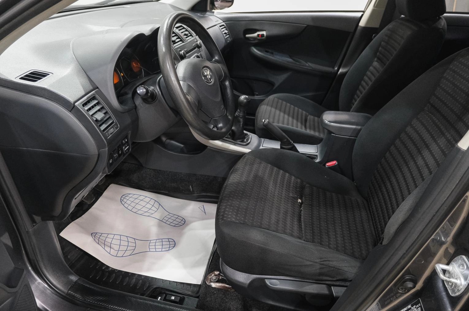 Toyota Corolla 11 из 28