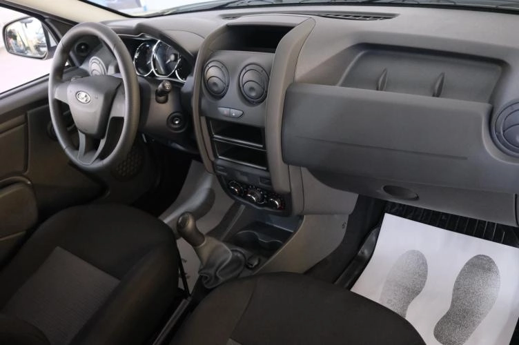 ВАЗ (LADA) Largus 16 из 20
