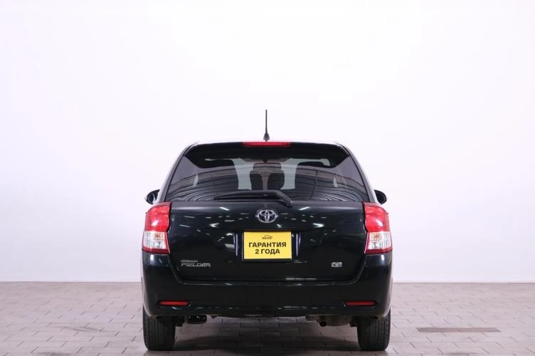 Toyota Corolla Fielder 5 из 6