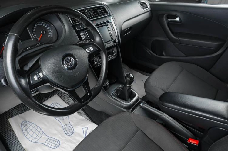Volkswagen Polo 7 из 19