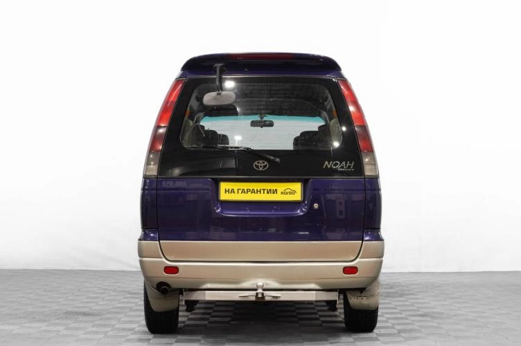 Toyota Town Ace Noah 5 из 6