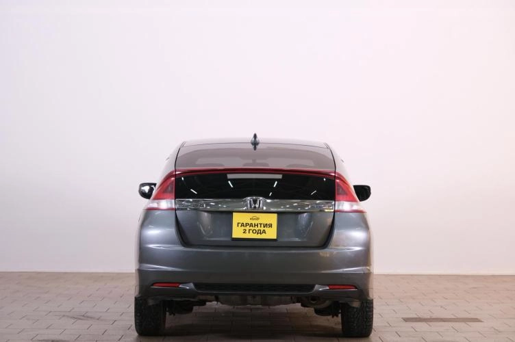 Honda Insight 5 из 6