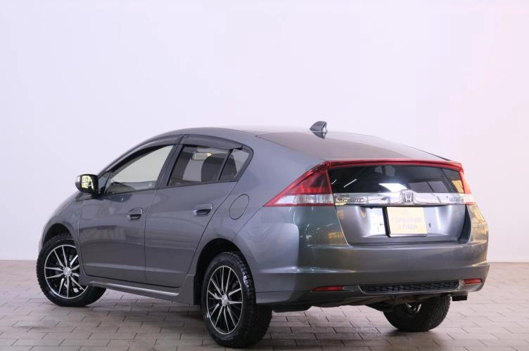 Honda Insight 4 из 6