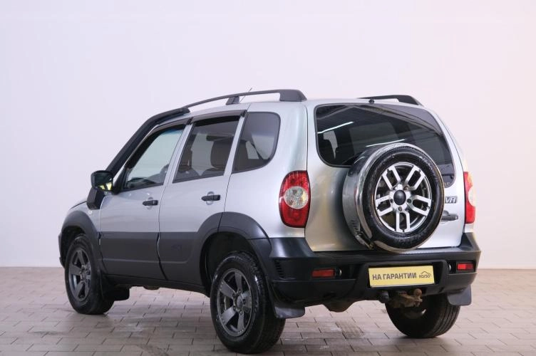 Chevrolet Niva 4 из 6