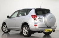 Toyota RAV4 4 из 15