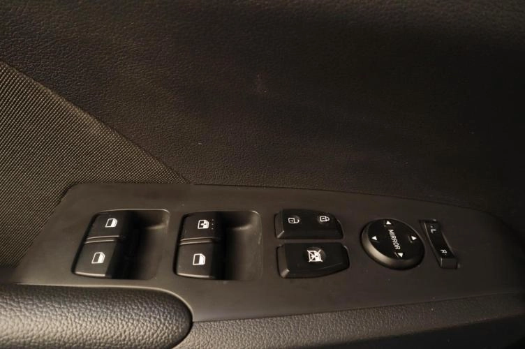 Hyundai Solaris 7 из 19