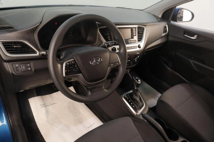 Hyundai Solaris 8 из 19