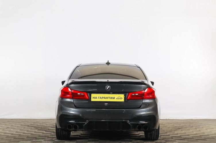BMW 5 серия 5 из 6