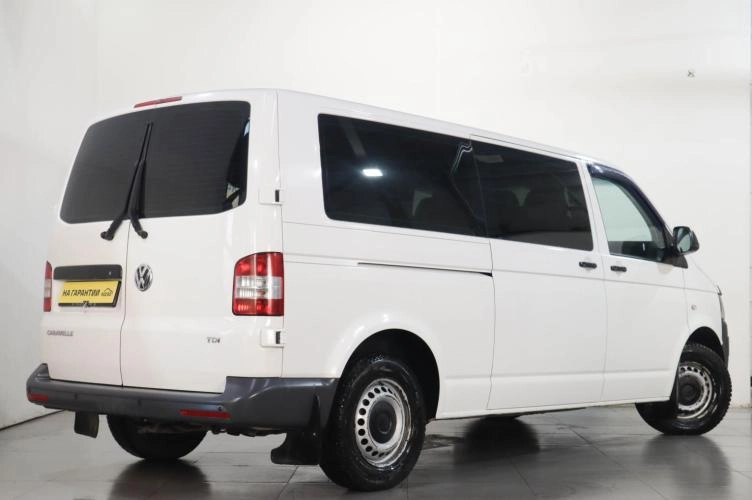 Volkswagen Caravelle 4 из 6