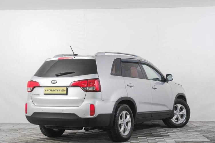 KIA Sorento 6 из 6