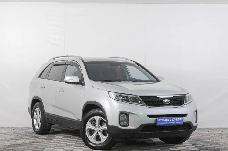 KIA Sorento 1 из 6