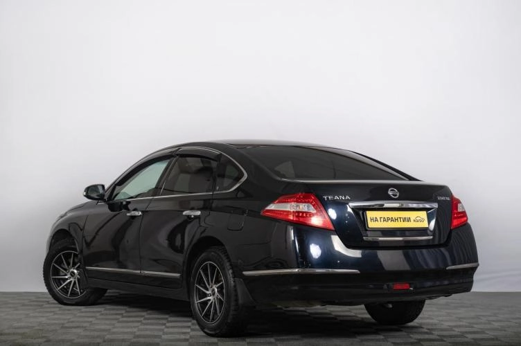 Nissan Teana 5 из 6