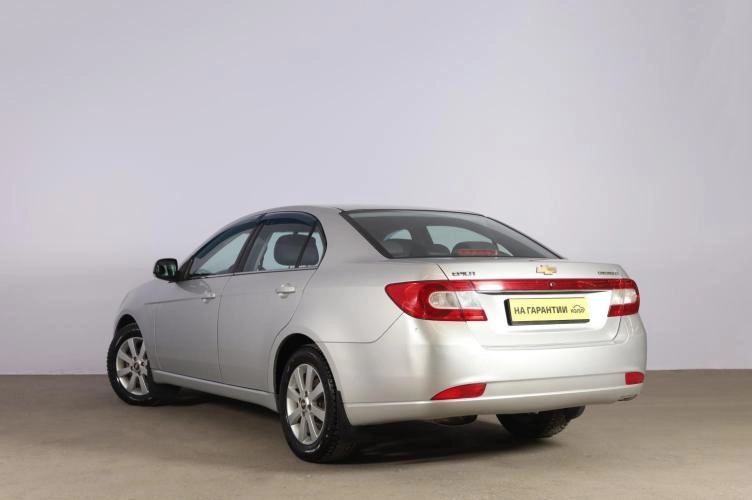 Chevrolet Epica 4 из 6