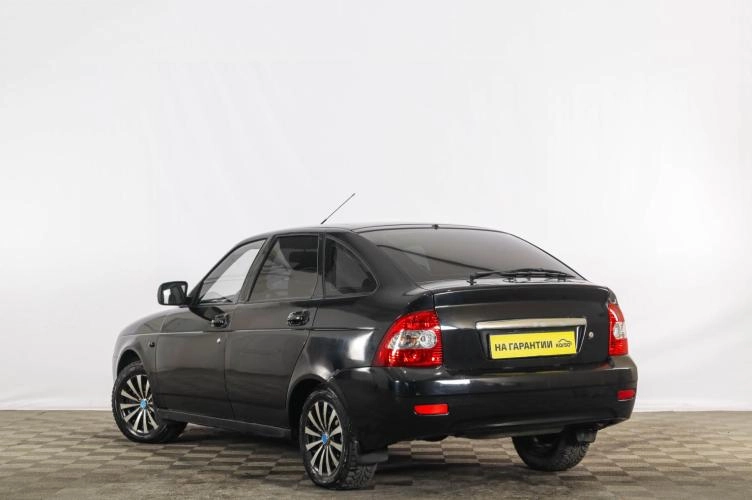 ВАЗ (LADA) Priora 4 из 6