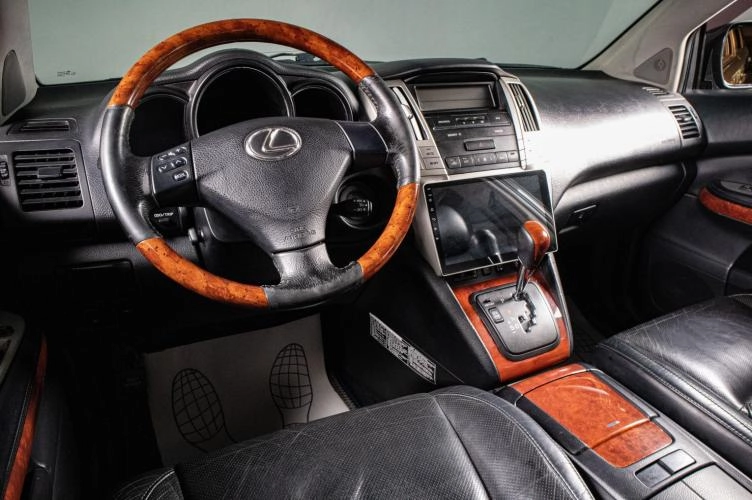 Lexus RX 12 из 17