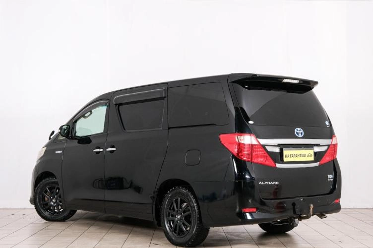 Toyota Alphard 4 из 6