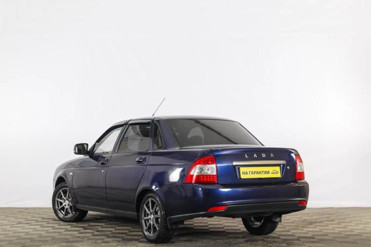 ВАЗ (LADA) Priora 4 из 6