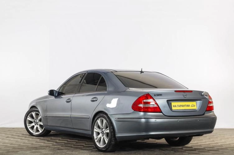 Mercedes-Benz E-класс 4 из 6