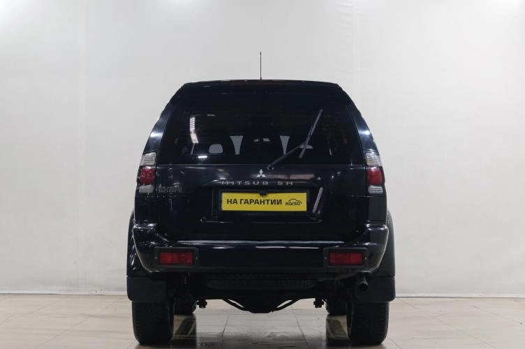 Mitsubishi Pajero Sport 5 из 6