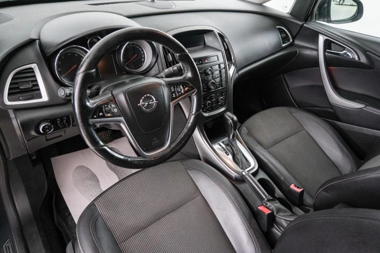 Opel Astra 8 из 21