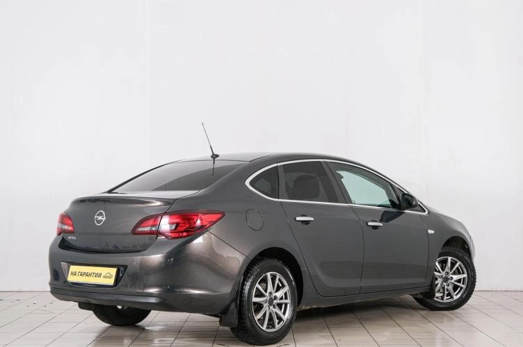 Opel Astra 6 из 6