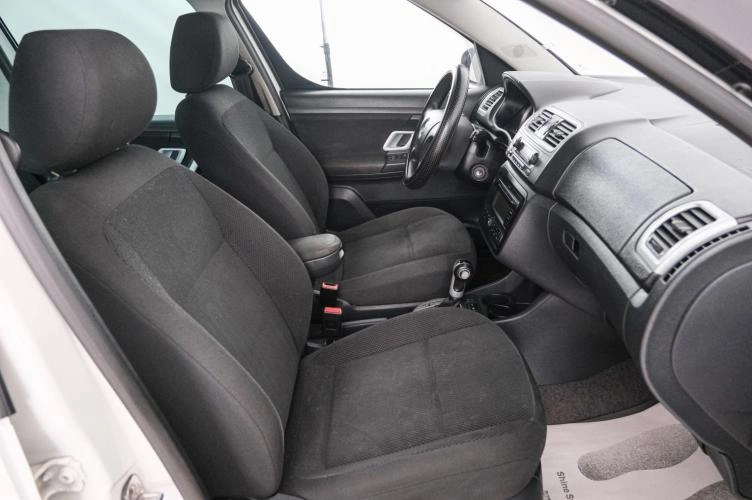 Skoda Roomster 13 из 21