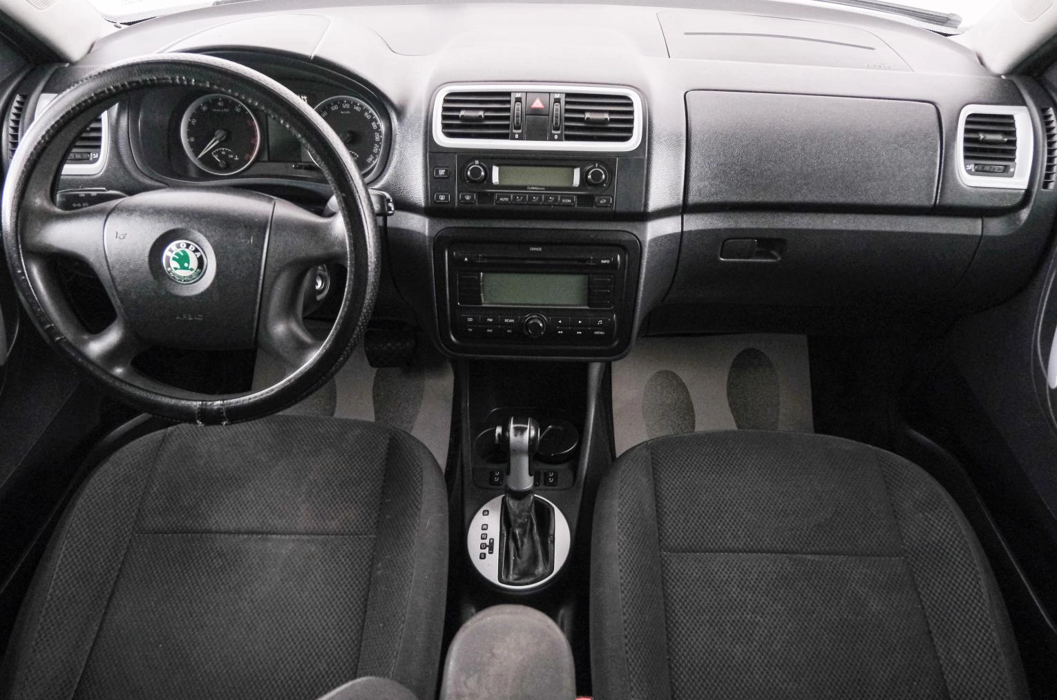 Skoda Roomster 10 из 21
