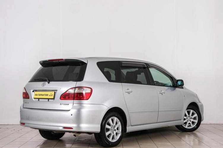 Toyota Ipsum 6 из 6