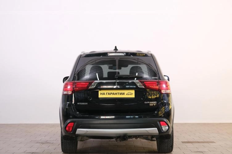 Mitsubishi Outlander 5 из 6