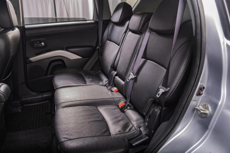 Mitsubishi Outlander 15 из 15