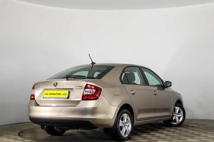 Skoda Rapid 4 из 6