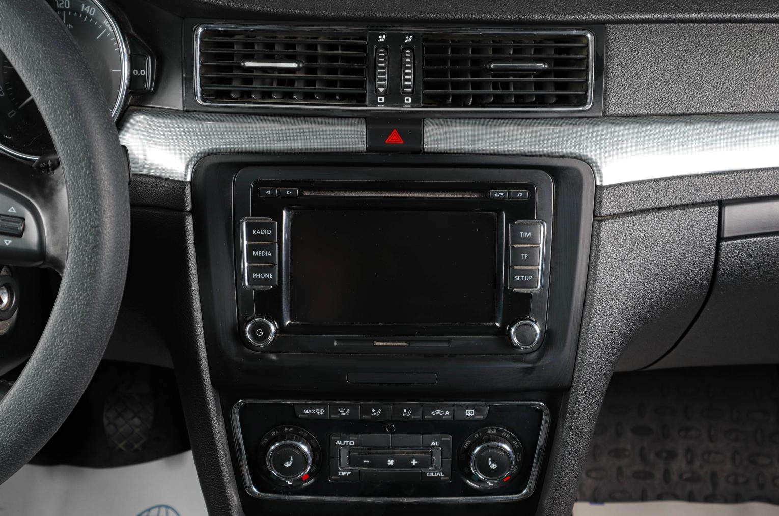 Skoda Superb 16 из 19