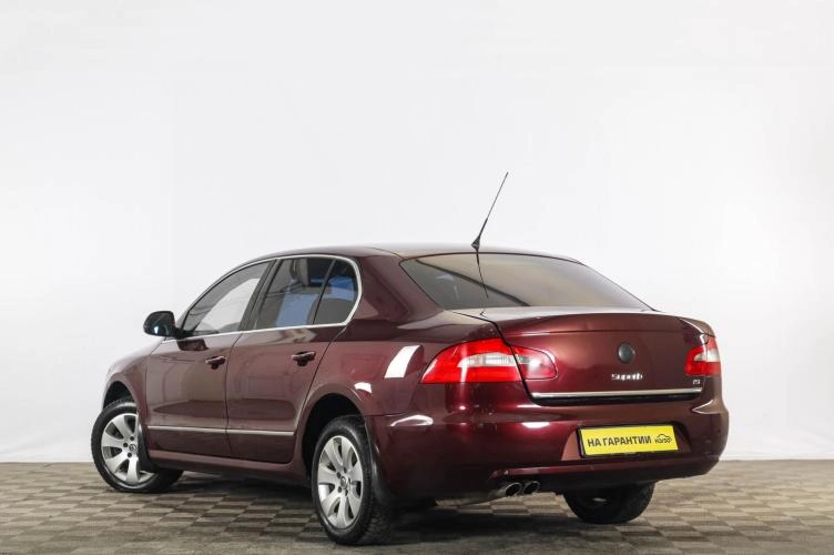 Skoda Superb 4 из 6