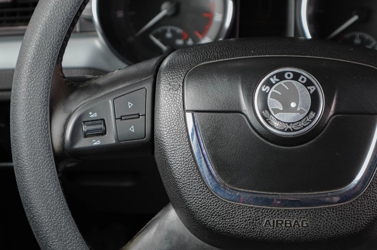 Skoda Superb 14 из 19