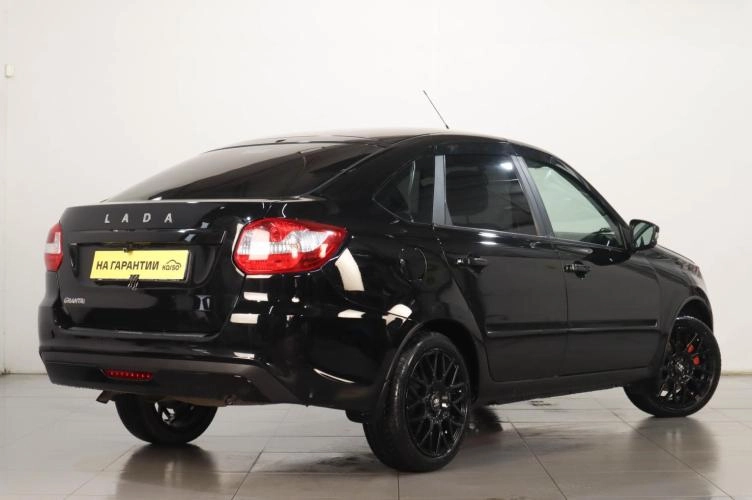 ВАЗ (LADA) Granta 4 из 6