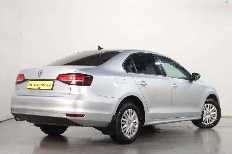 Volkswagen Jetta 4 из 6