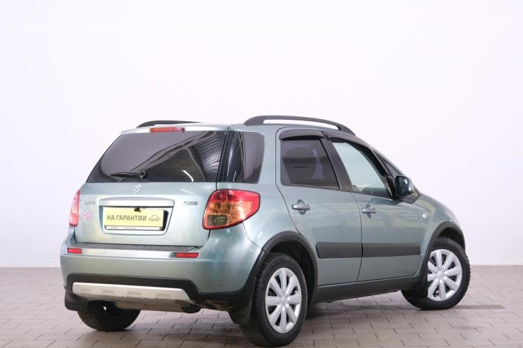 Suzuki SX4 6 из 6