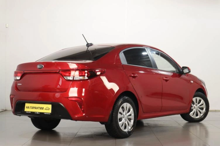 KIA Rio 4 из 6
