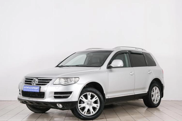 Volkswagen Touareg 3 из 6