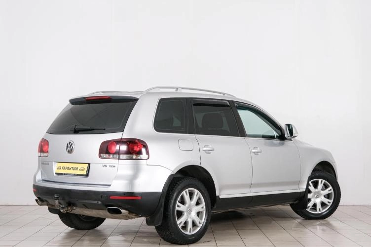 Volkswagen Touareg 6 из 6