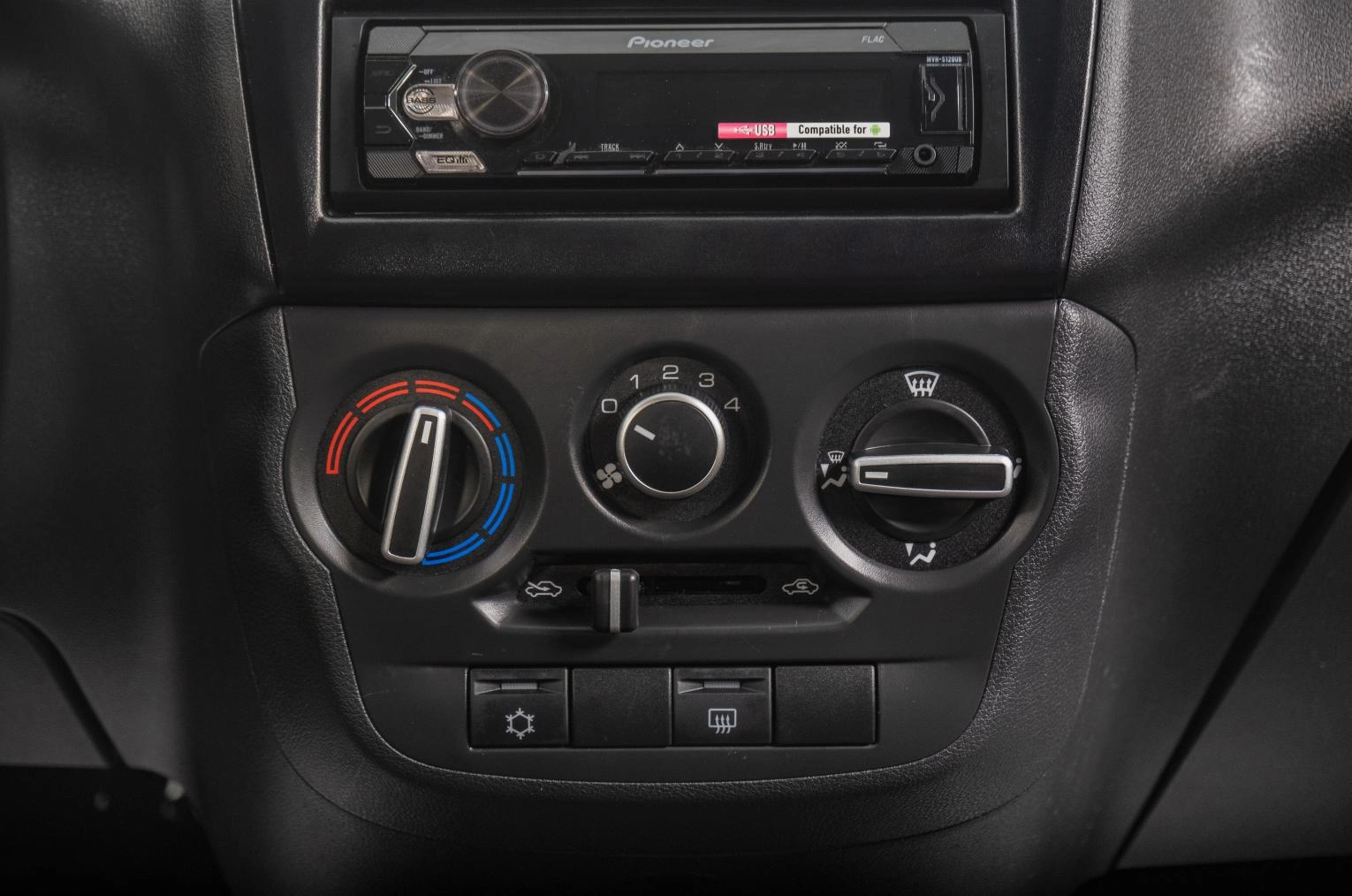 ВАЗ (LADA) Granta 14 из 18