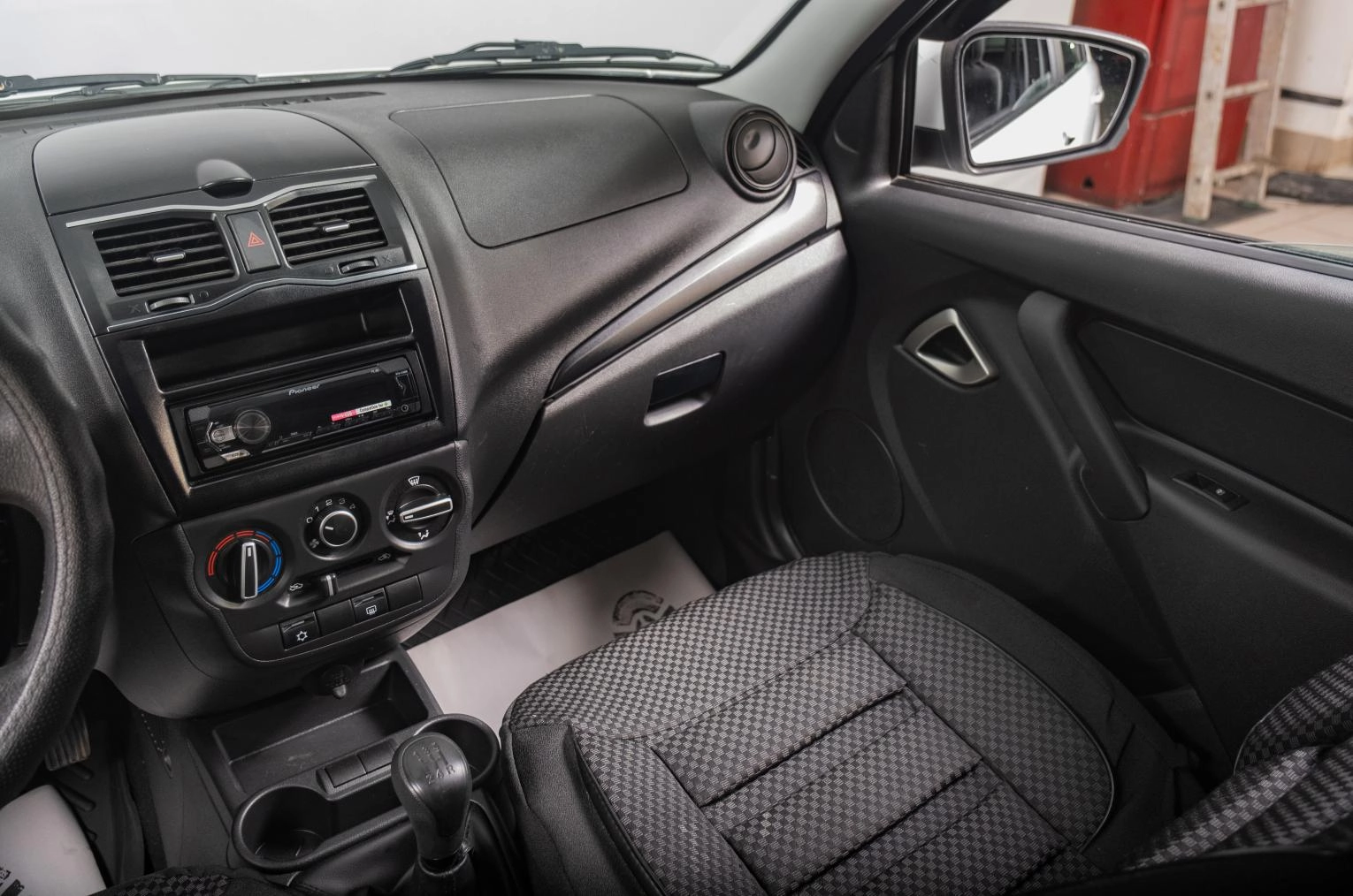 ВАЗ (LADA) Granta 12 из 18