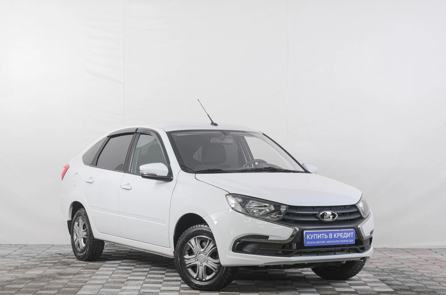 ВАЗ (LADA) Granta 1 из 20