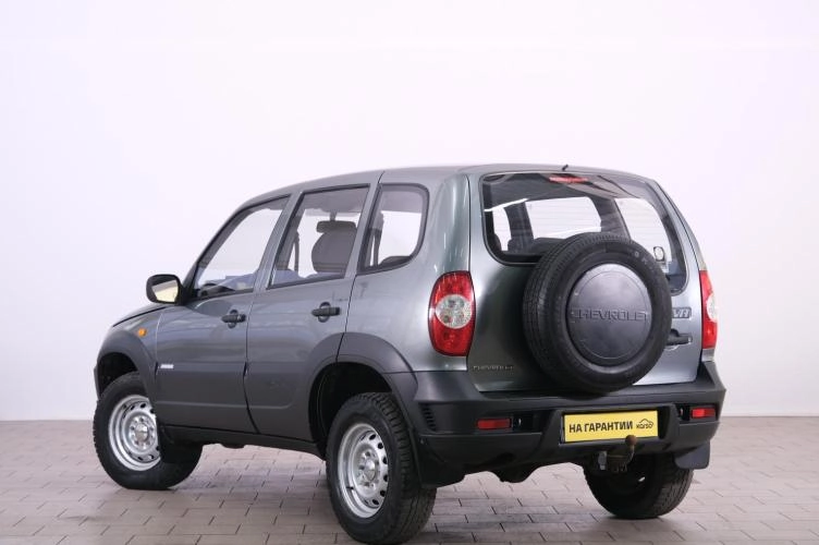 Chevrolet Niva 4 из 6