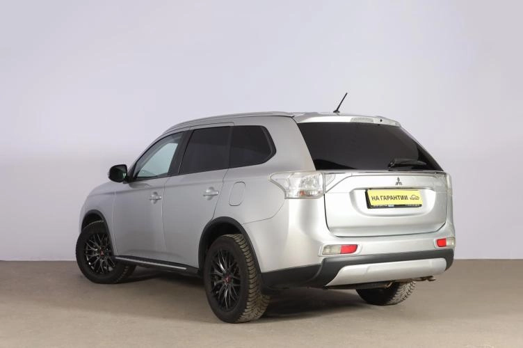 Mitsubishi Outlander 6 из 6