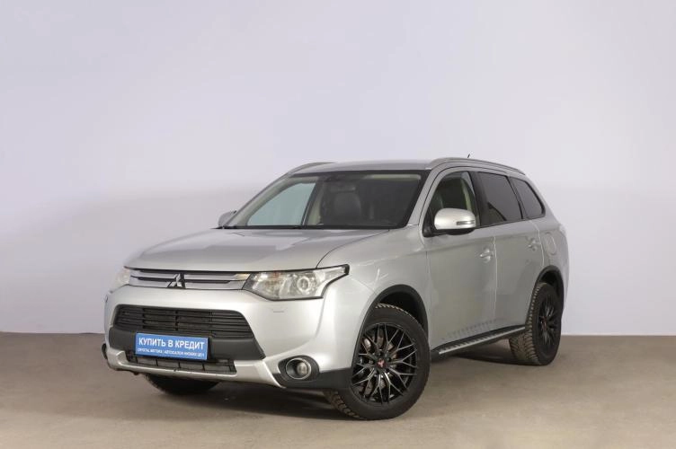 Mitsubishi Outlander 3 из 6