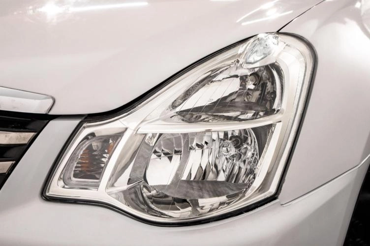 Nissan Almera 7 из 21