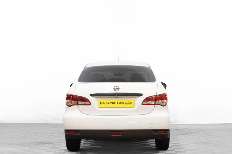 Nissan Almera 5 из 6