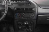 Chevrolet Niva 15 из 19